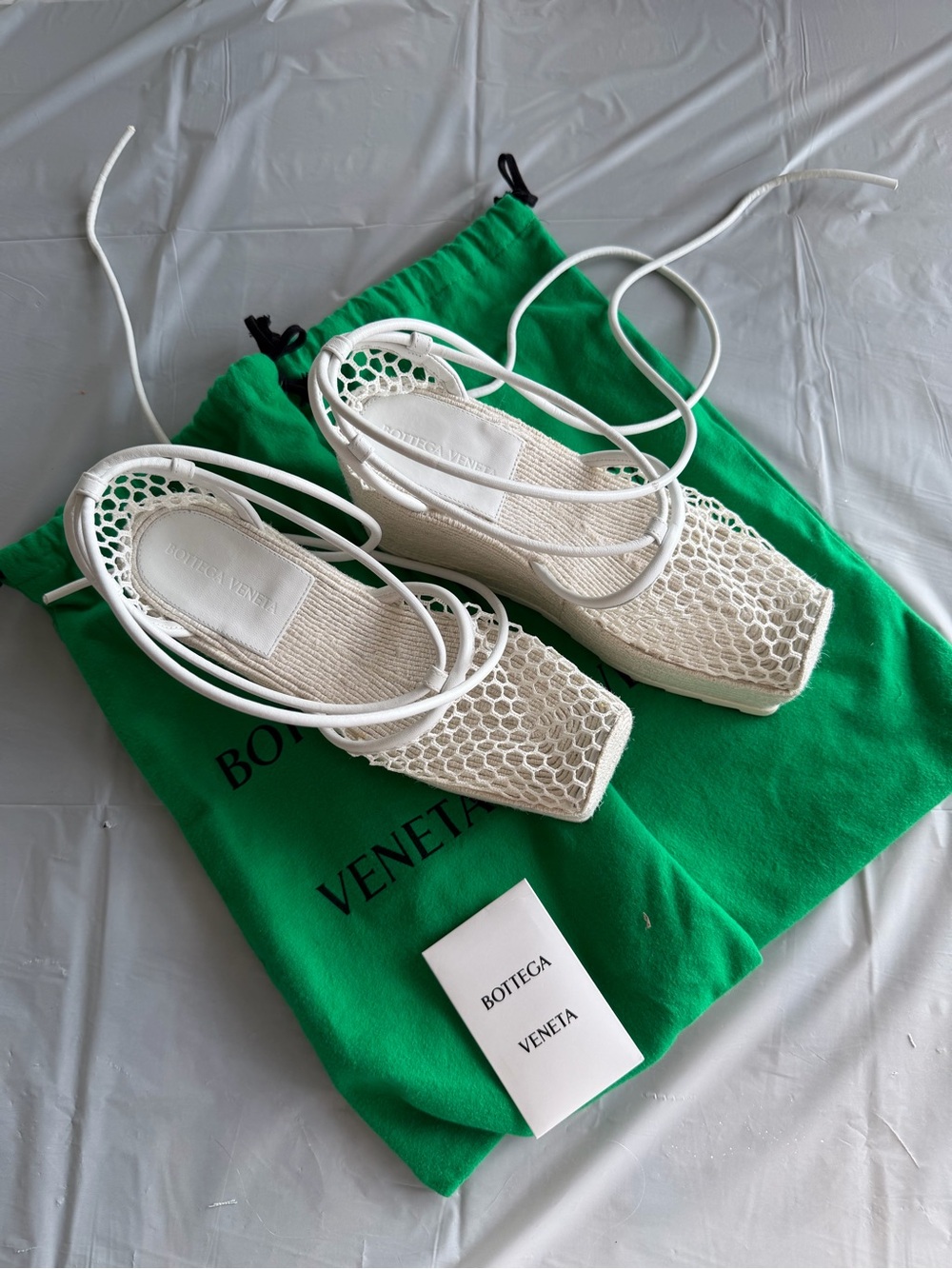 Bottega Veneta White Lace-Up Mesh sandals